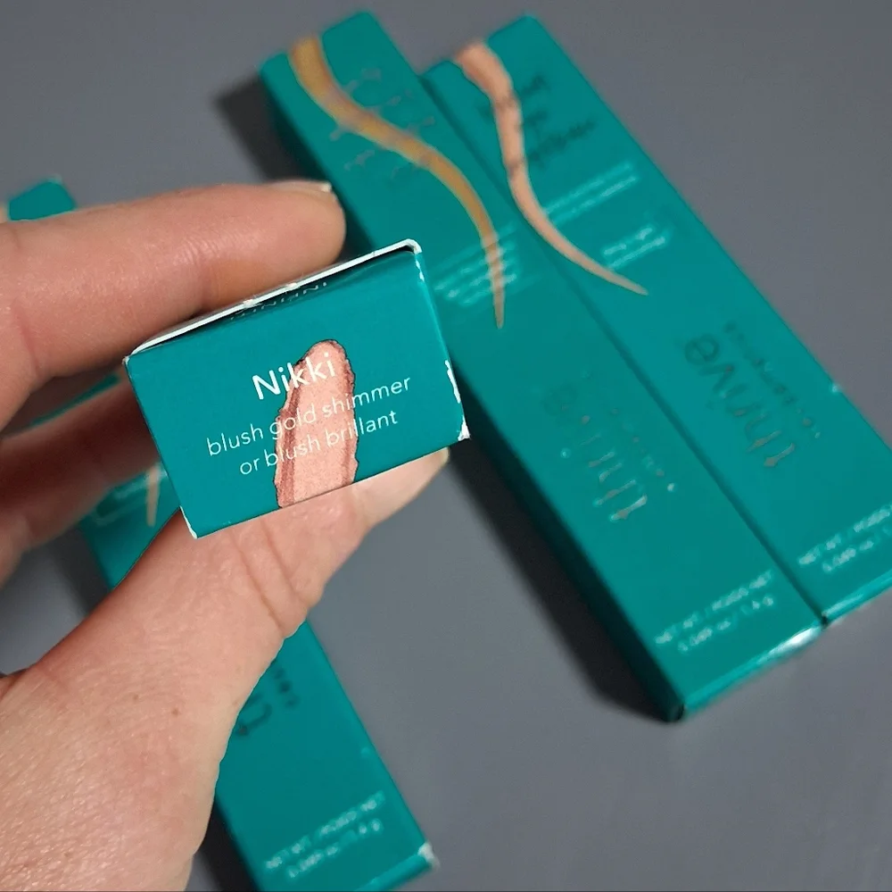 Thrive Causemetics 4 Piece Eye Set - Picture 4 of 6